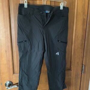 Outdoor Capri Pants